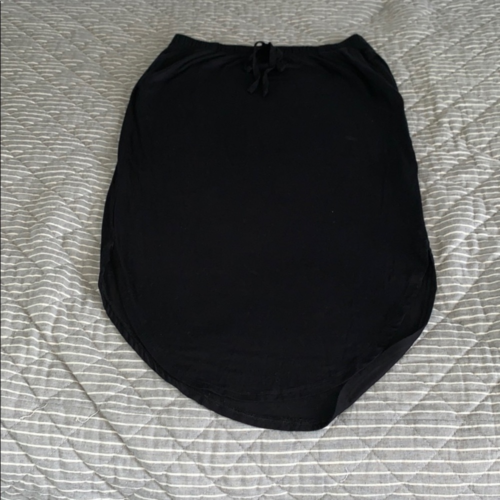 Black midi skirt